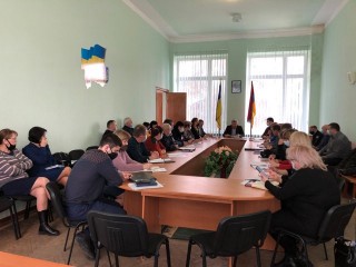СТАН МЕДИЦИНИ В ГРОМАДІ, ДВОМІСЯЧНИК «ЗА ЧИСТЕ ДОВКІЛЛЯ», ТАРИФИ НА ТЕПЛО ТА ІНШІ ВАЖЛИВІ ПИТАННЯ ОБГОВОРИЛИ НА ЗАСІДАННІ ВИКОНАВЧОГО КОМІТЕТУ