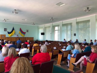 Благоустрій, підготовка до свят та чергова сесія селищної ради: основні питання апаратної наради від 14 червня
