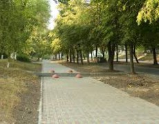 Облаштування пішохідної доріжки – повага до маломобільних груп населення