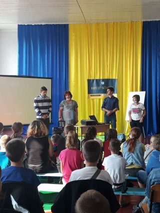 НА БОРІВЩИНІ РОЗПОЧАВ РОБОТУ ТАБІР “BRV IT School”