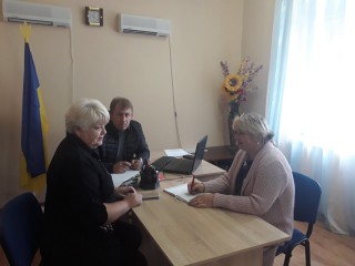 Заступник селищного голови Олена Шевелєва провела виїзний прийом громадян у с. Ізюмське