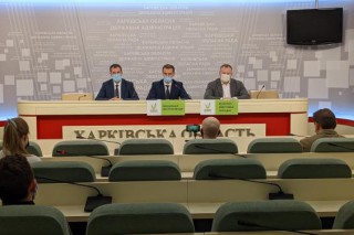 У «жовтій» зоні карантину змінять правила для невакцинованих громадян
