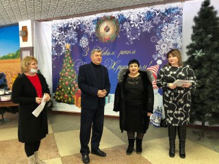 На Борівщині підбили підсумки конкурсу на краще новорічне оформлення фасадів будівель і балконів закладів освіти та культури