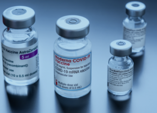 В Україні дозволили бустерну дозу вакцини проти COVID-19 для всіх охочих