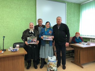 Віктор Остапчук та Олександр Тертишний зустрілися з легендарними жінками Борівщини