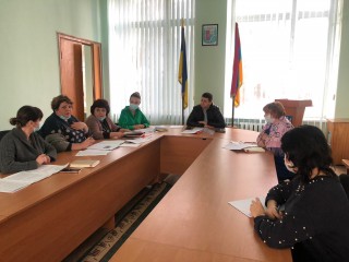 У селищній раді відбулося засідання комісії щодо проведення конкурсу з призначення управителя багатоквартирного будинку