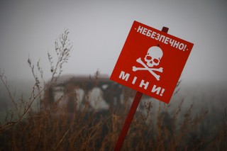 Розмінування земель сільськогосподарського призначення у Харківській області: фермерів запрошують реєструватись через ДАР