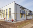 У Дергачах завершують відновлення перших будинків, постраждалих від ворожих обстрілів