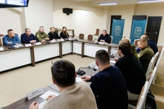 В Харківській ОВА розглядають тендерні закупівлі департаментів та структурних підрозділів