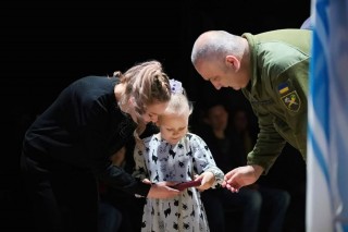 Діти загиблих (померлих) захисників і захисниць України отримуватимуть щомісячну адресну грошову допомогу