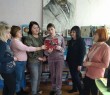 Поетка Роксолана Алієва подарувала свою книгу Борівській бібліотеці